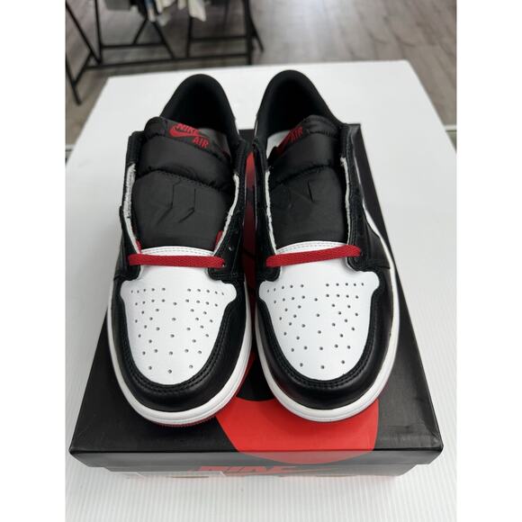 Size 10 - Nike Air Jordan 1 Retro Low OG Black Toe CZ0790-106 main image 7